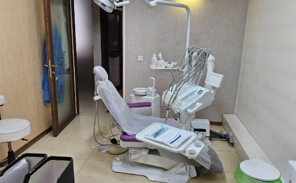 دندان پزشکی دکتر خلیقی