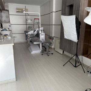 دندانپزشکی مینا تاجیک ( مه دنت )
